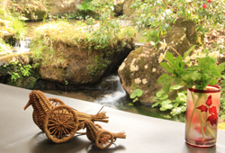 雪けし池とはとぐるま